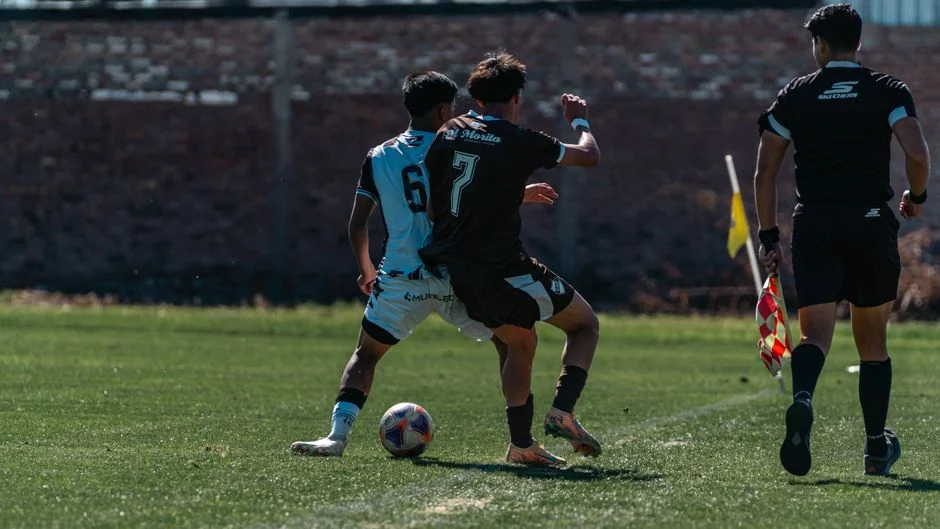soccer corner kick defense